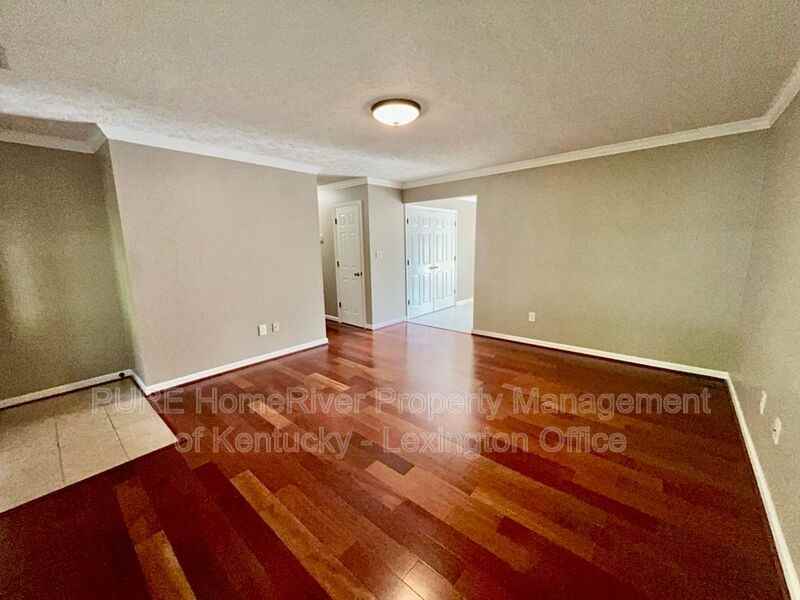 4912 Megan Bay Ct - Photo 3 of 19