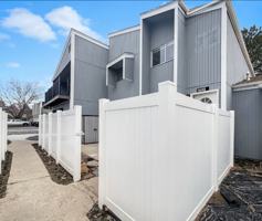 featured image of 1640 E St #B