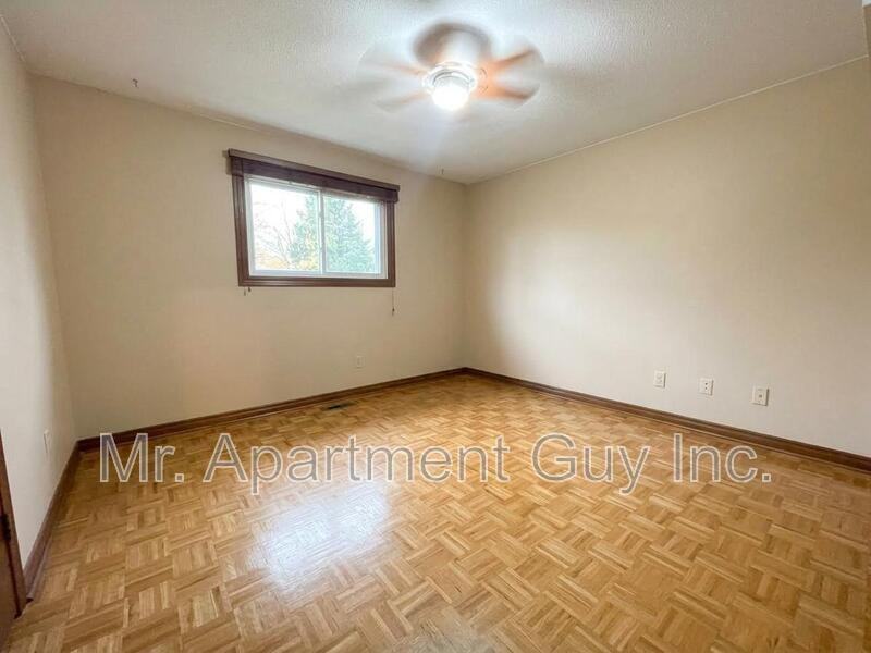 10 Homeland Ave - Photo 3 of 13