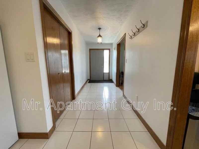 10 Homeland Ave - Photo 7 of 13