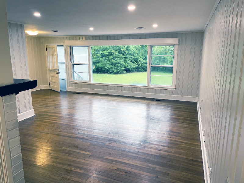 657 Wildwood Rd - Photo 5 of 17