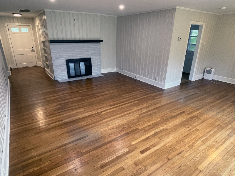 657 Wildwood Rd - Photo 6 of 17