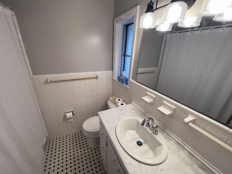 657 Wildwood Rd - Photo 7 of 17