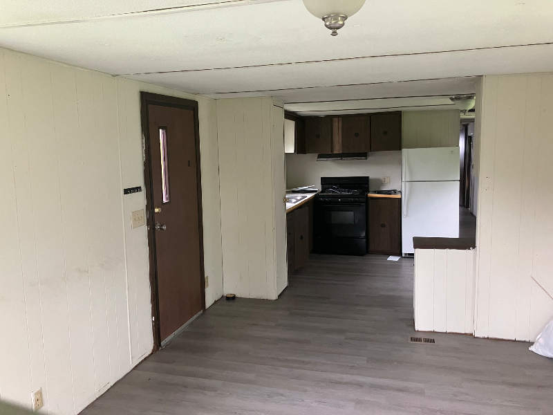 592 Penns Creek Rd - Photo 2 of 10