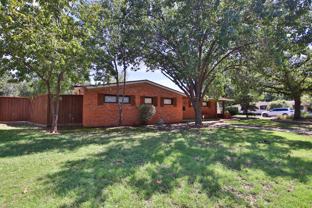 5605 Geneva Ave - Photo 1 of 1