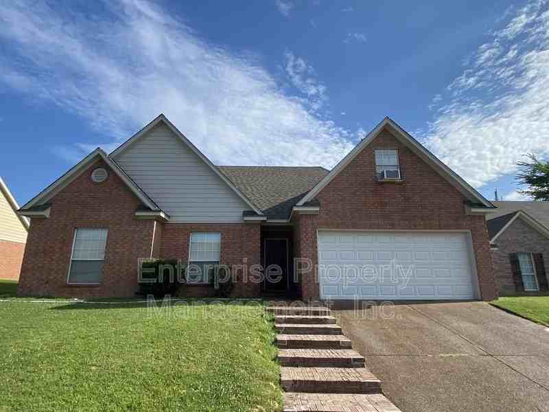 5662 Morning Flower Dr - Photo 3 of 40