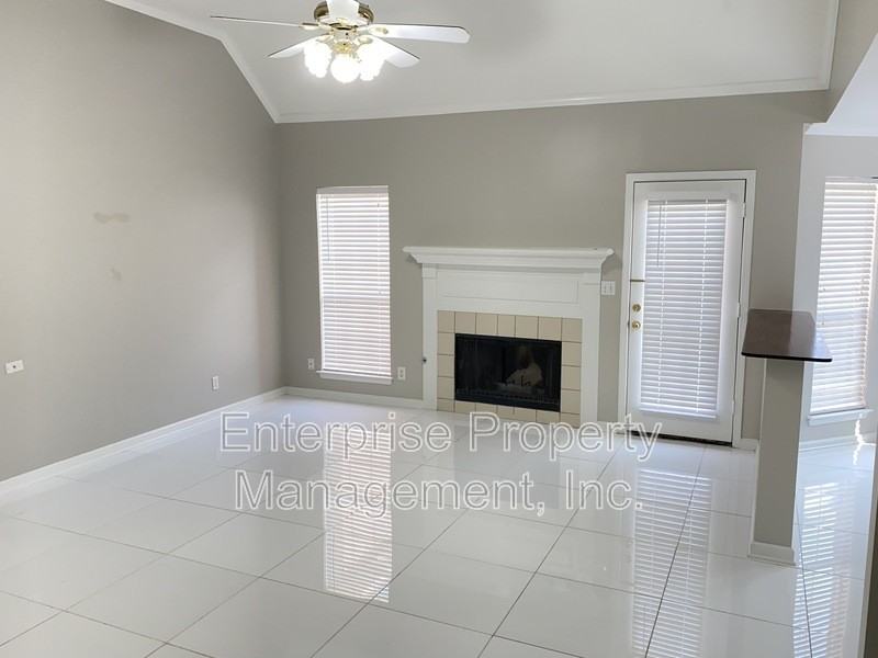 5662 Morning Flower Dr - Photo 5 of 40