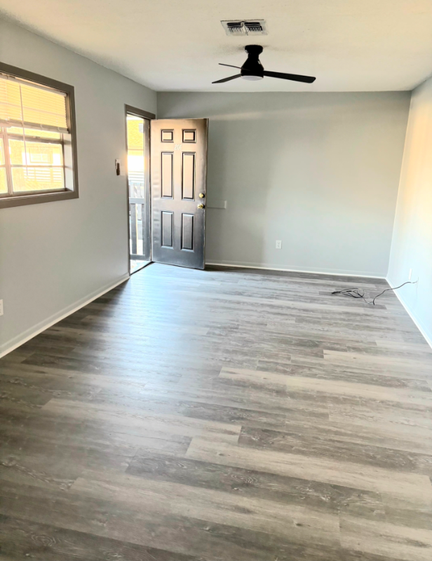 3613 Euclid St #201 - Photo 2 of 9
