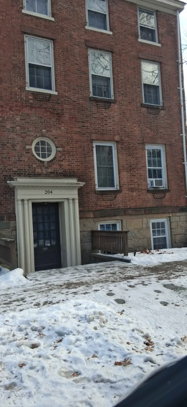 204 Main St #1