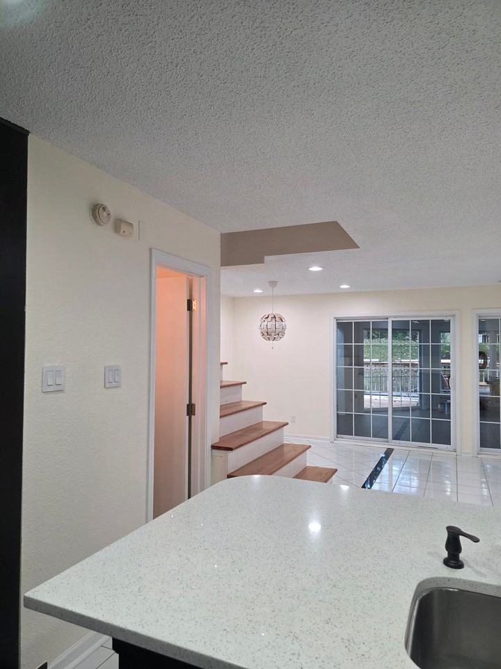 6674 Stanhope Way - Photo 5 of 17