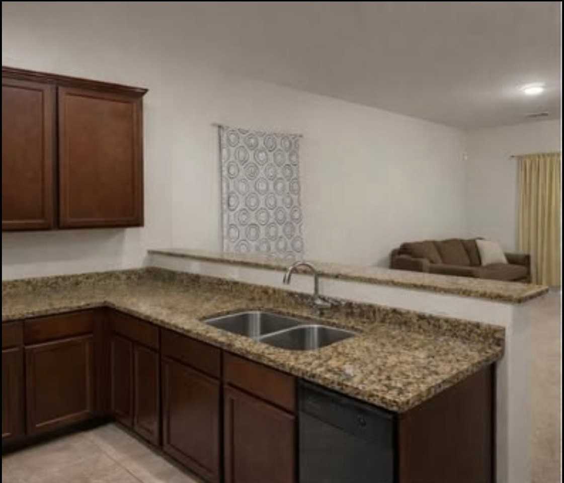 25143 W Maldonado Dr - Photo 2 of 5