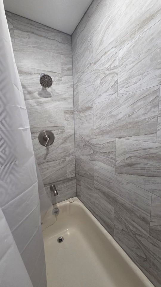 1421 S Carey St #D3 - Photo 5 of 9