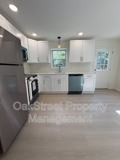 705 Powell St - Photo 1 of 1