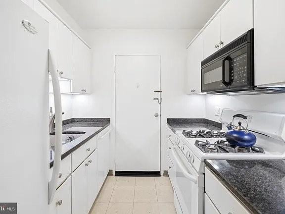 5406 Connecticut Ave Nw #15