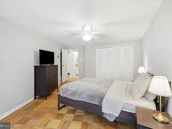 5406 Connecticut Ave Nw #15 - Photo 4 of 16