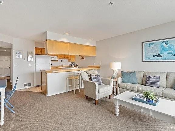 5201 Sw Highway 101 #12 - Photo 2 of 14