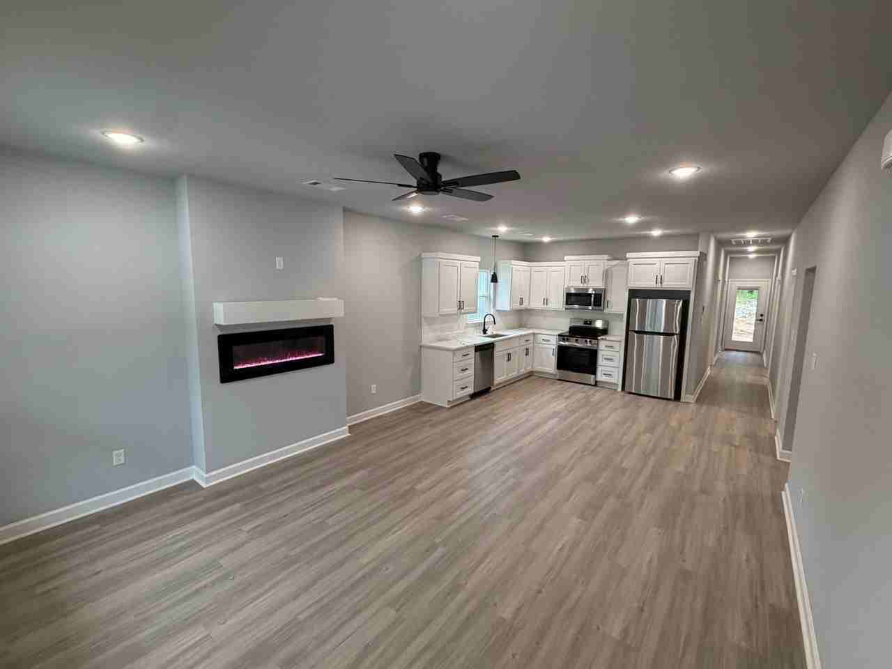 504 E Sevier St - Photo 6 of 17