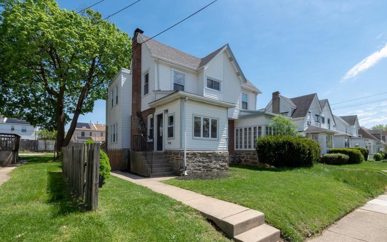 233 Leon Ave - Photo 2 of 31