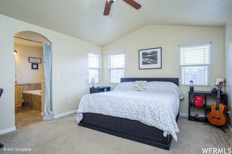 3857 E Cunninghill Dr - Photo 7 of 18