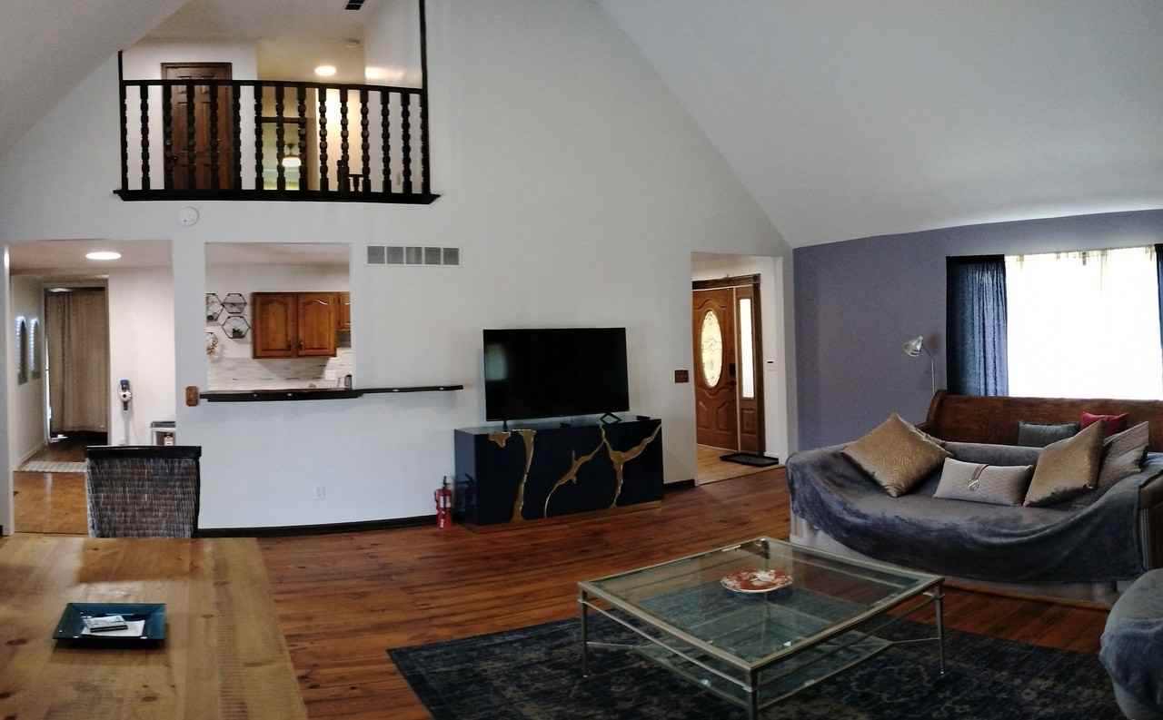 2115 Pineshore Ct - Photo 7 of 25