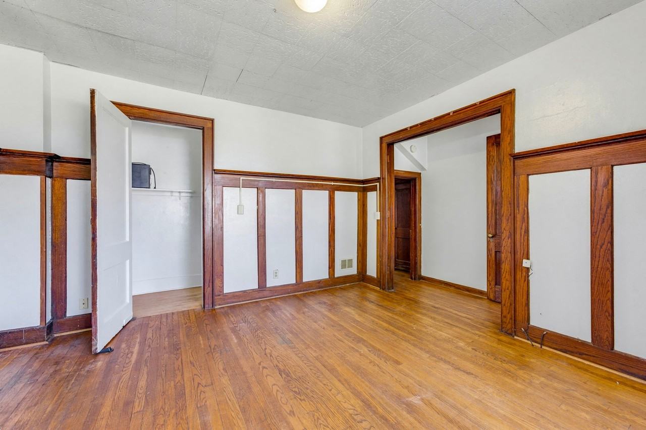 6335 7th Ave - Photo 6 of 12