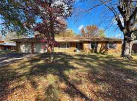 113 Warrensburg Dr - Photo 1 of 1