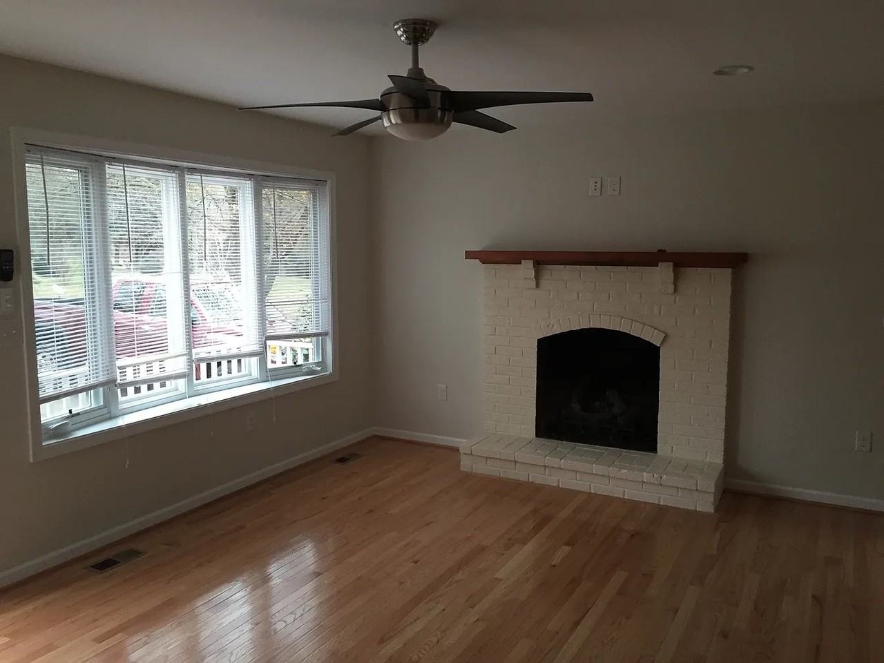5617 Park Rd - Photo 3 of 12