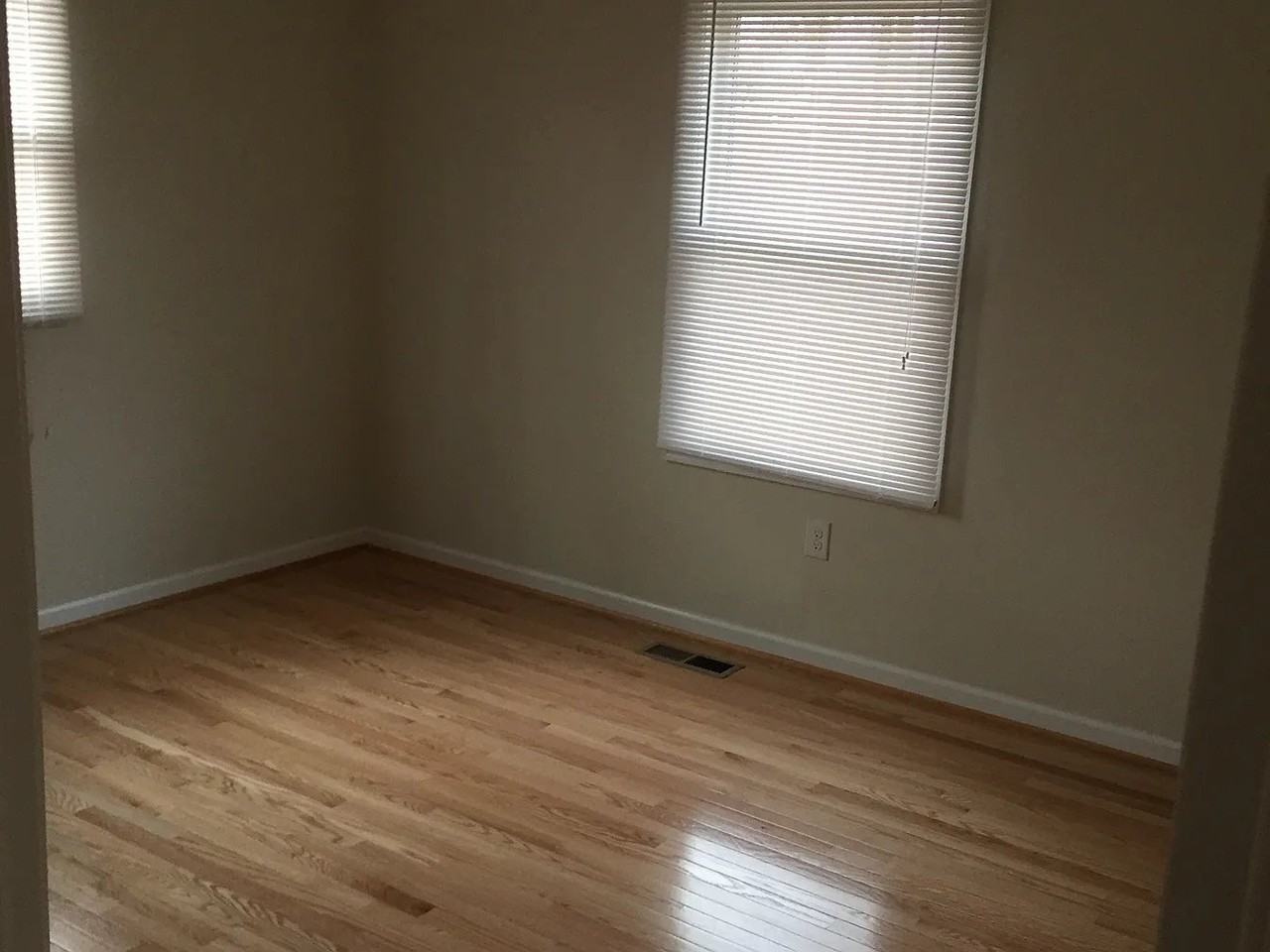 5617 Park Rd - Photo 4 of 12