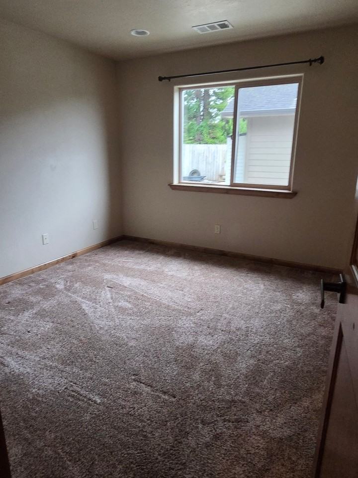 4175 Berner Ln #B - Photo 6 of 8