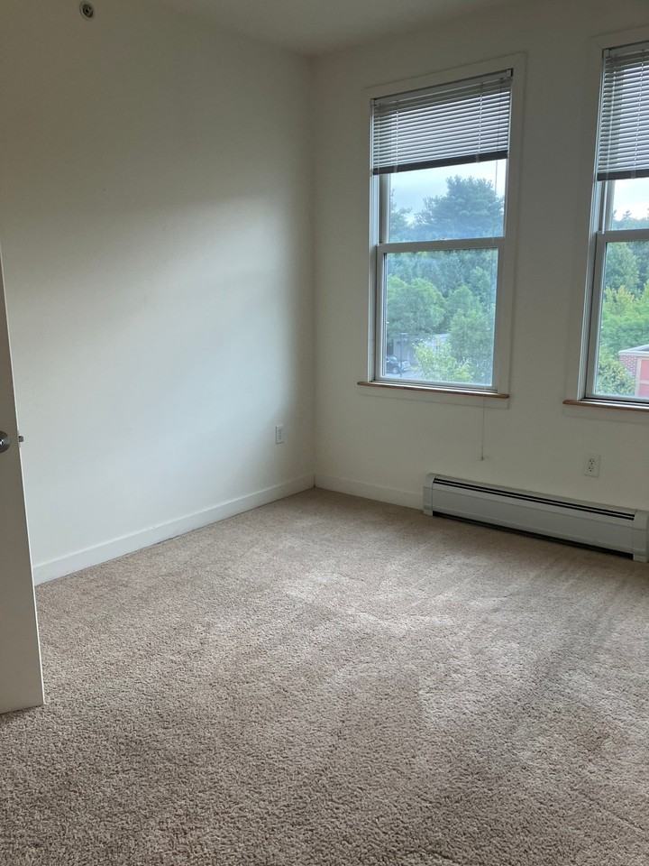 25 Bacon St #301 - Photo 4 of 11
