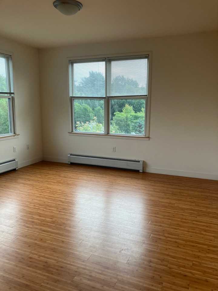 25 Bacon St #301 - Photo 7 of 11