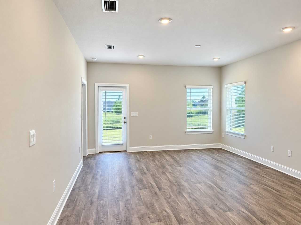 13288 Shea Cir - Photo 5 of 13