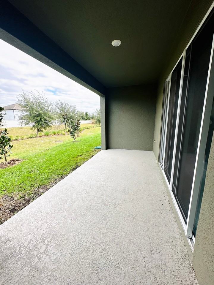 1232 Draintree St - Photo 6 of 17