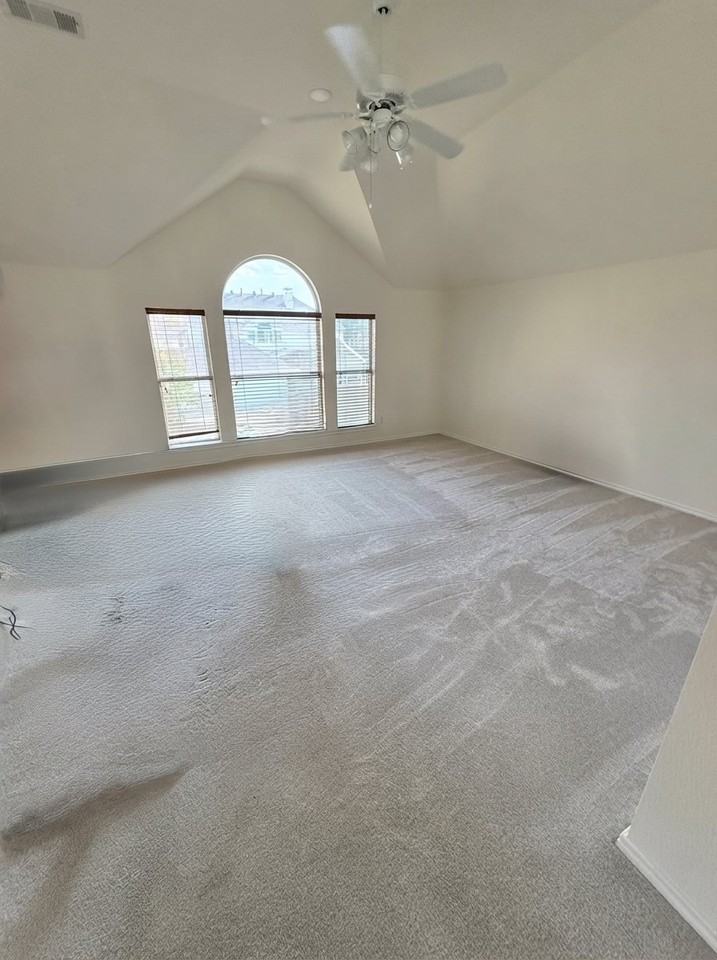 5429 Norris Dr - Photo 4 of 12
