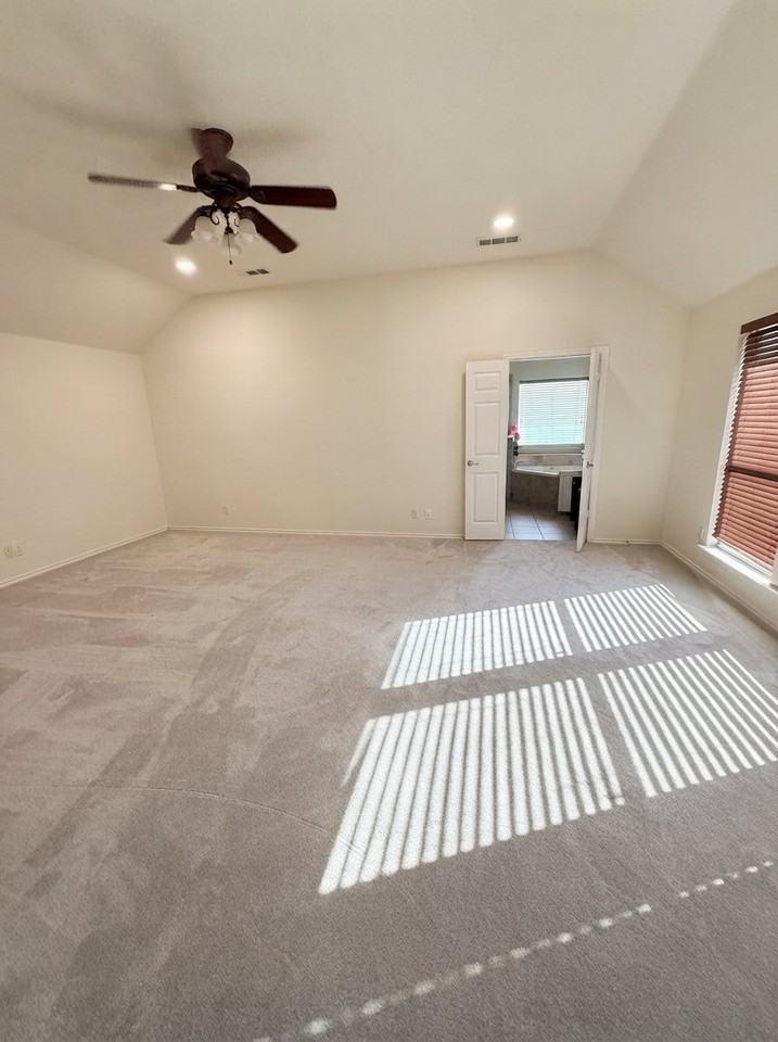 5429 Norris Dr - Photo 6 of 12
