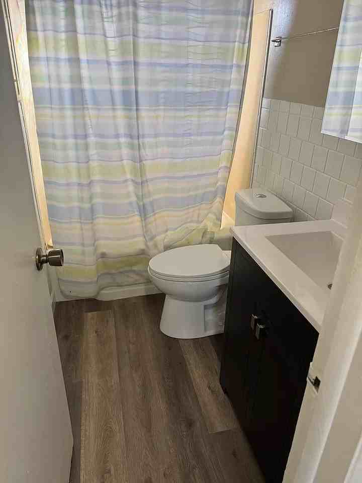 922 Melvin Ct #2