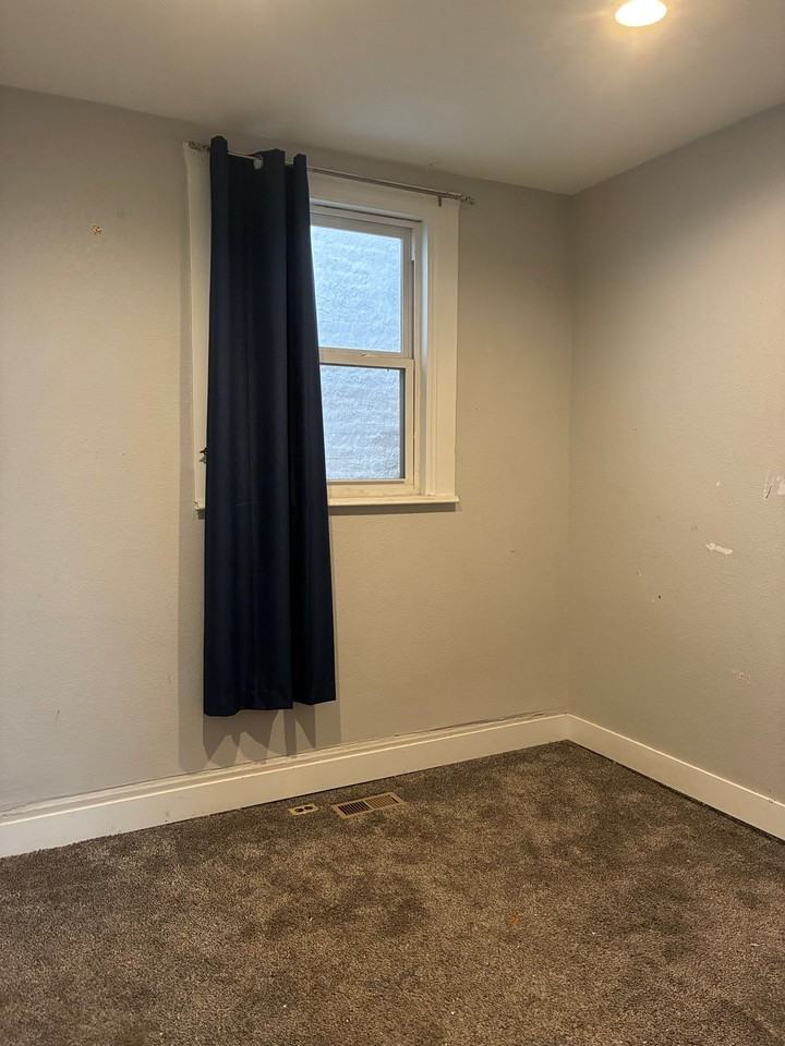 1509 E 36th Ave - Photo 4 of 11