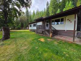 featured image of 424 Pioneer Rd