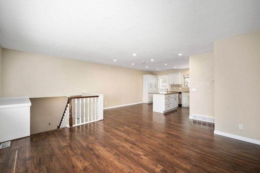 12093 S Pineridge Rd - Photo 5 of 20