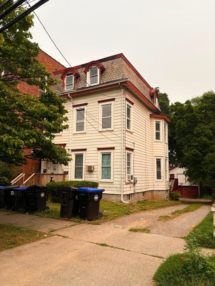 86 S Hamilton St #3 - Photo 2 of 16