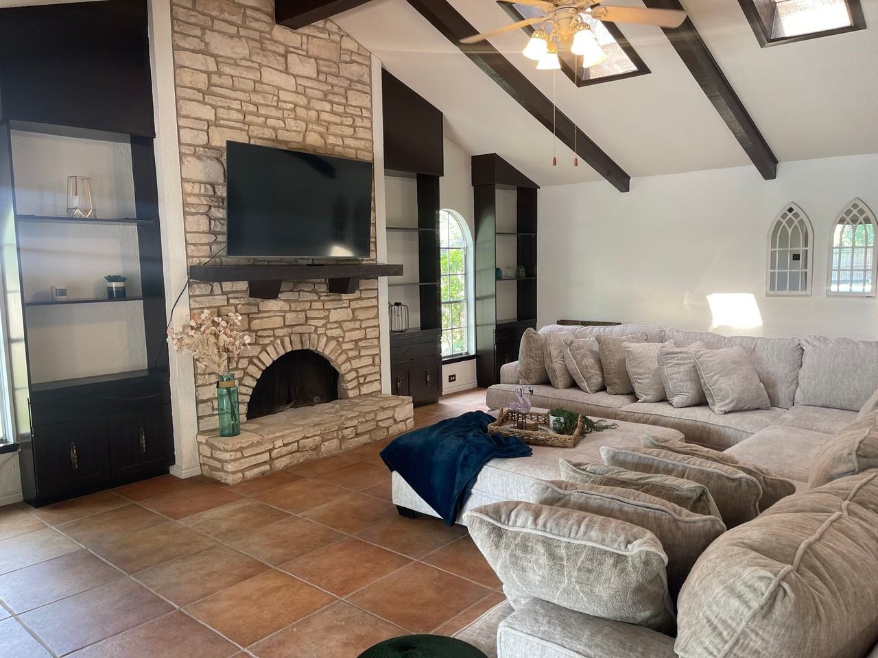 6519 Adair Dr - Photo 3 of 20