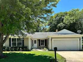 1 Lexington Dr - Photo 1 of 1