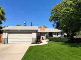featured image of 2110 Fraser Ave