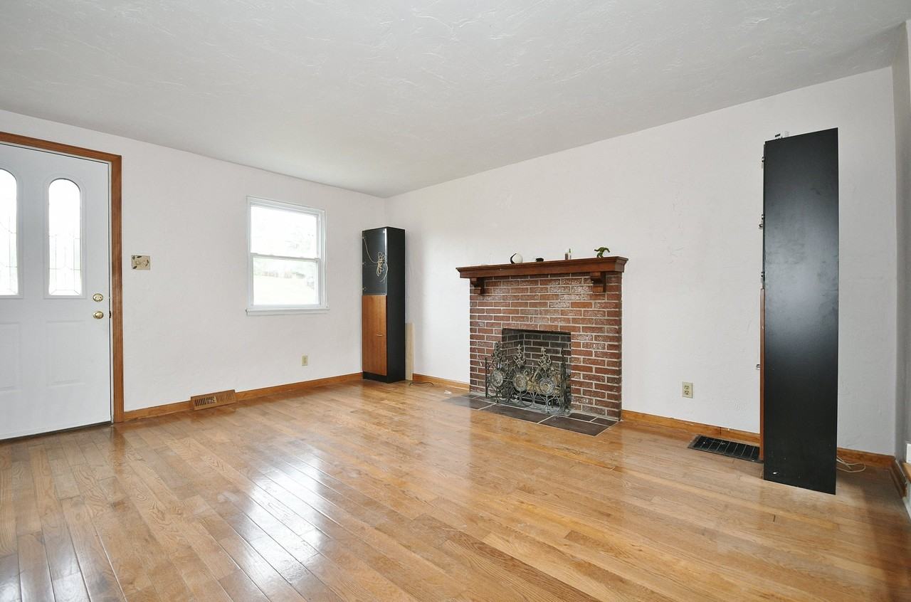 3174 Churchview Ave - Photo 5 of 20