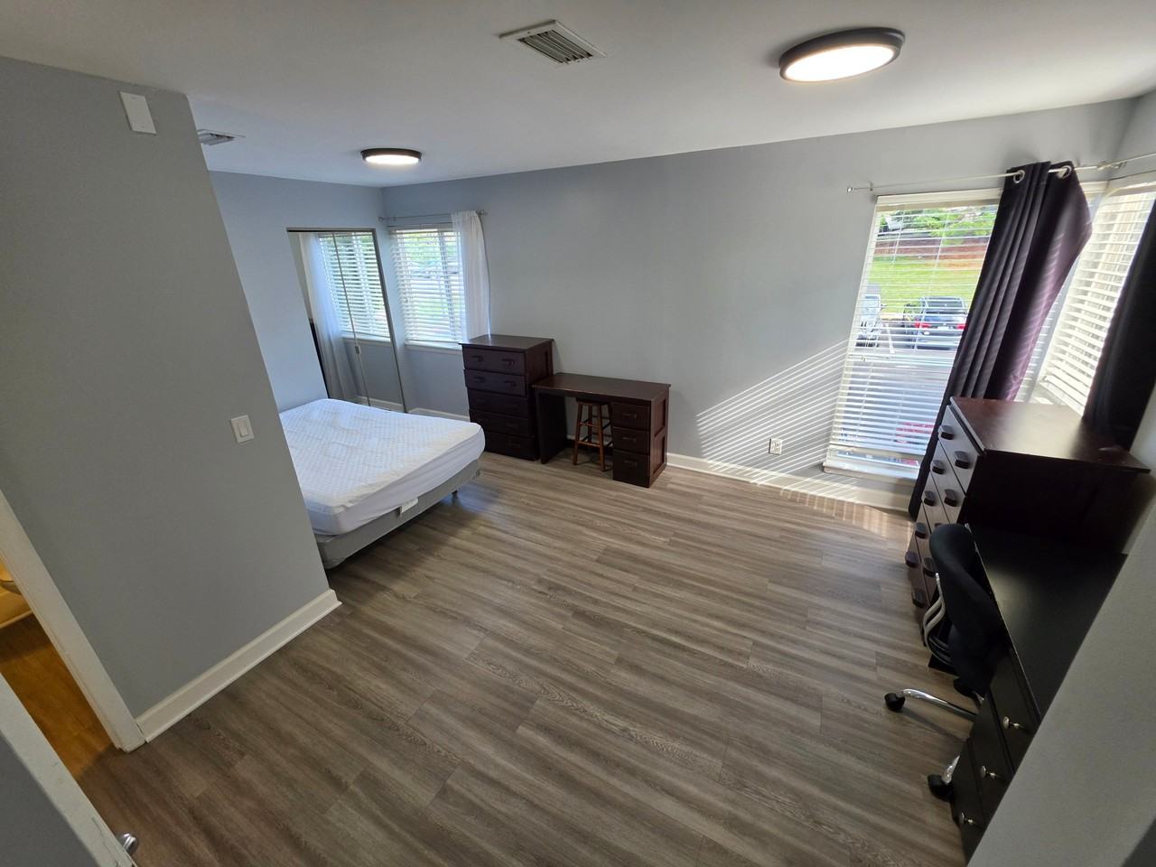 1330 Hunters Rd #G - Photo 3 of 15