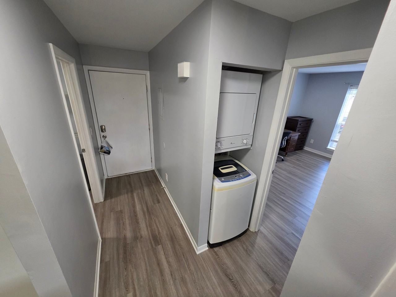 1330 Hunters Rd #G - Photo 5 of 15