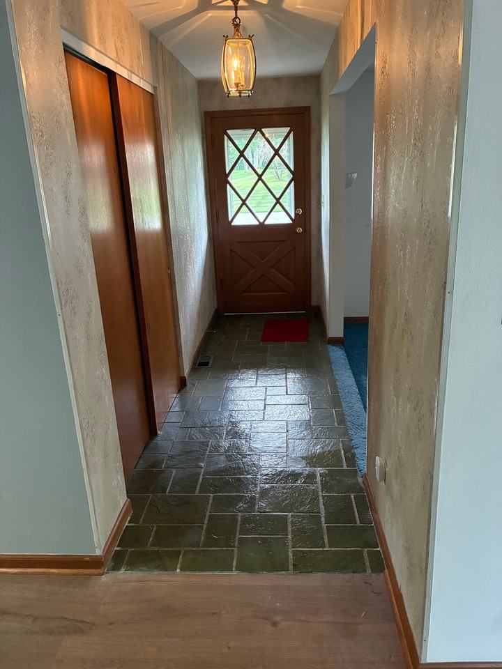 2045 Fox Run Rd - Photo 7 of 13