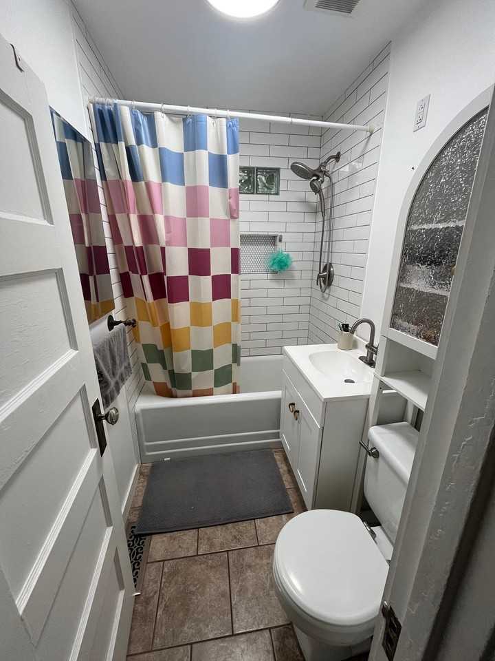 1402 N 15th St - Photo 4 of 6