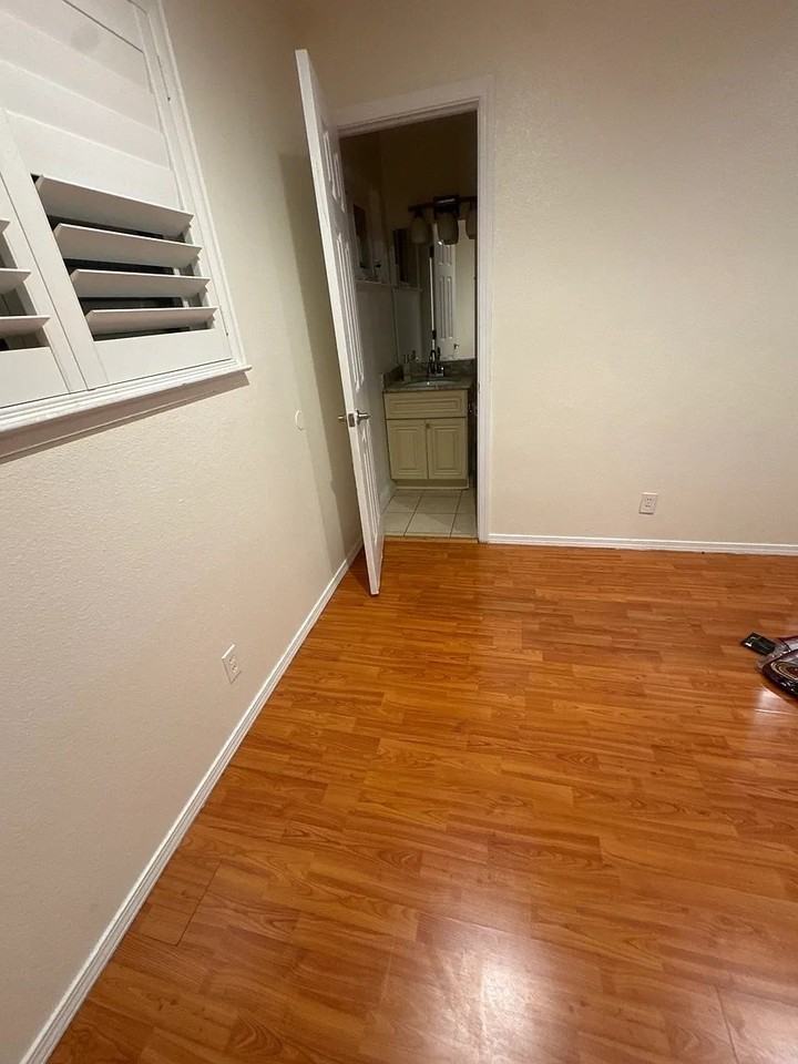 2137 Amberwood Ln - Photo 4 of 6