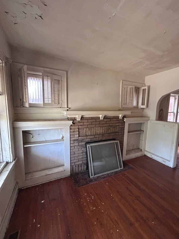5124 Northland Ave - Photo 6 of 40